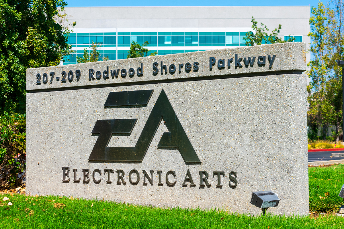EA cutting hundreds of jobs