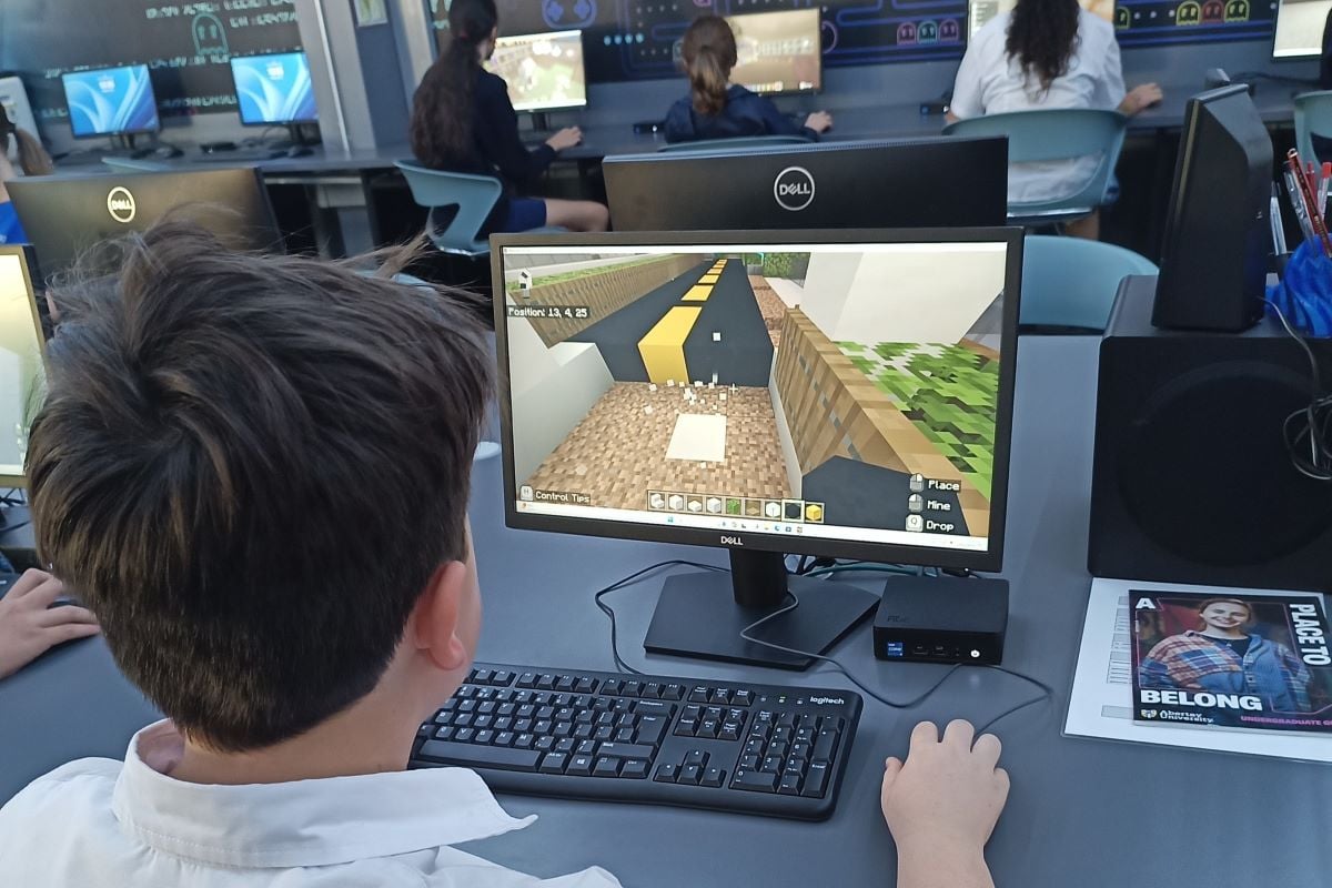 South African university study investigates using Minecraft to teach coding and robotics