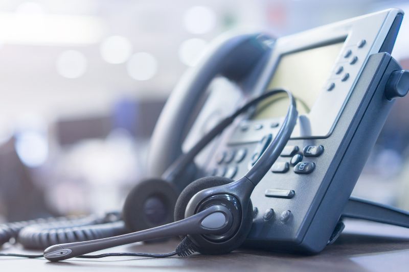 What to know before choosing a VoIP provider